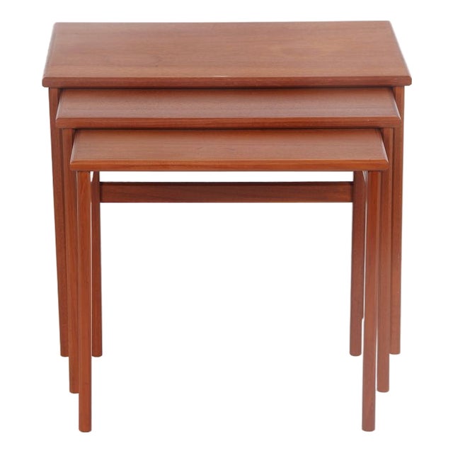 Danish Nesting Tables in Teak Wood, 1960s, Set of 3 For Sale