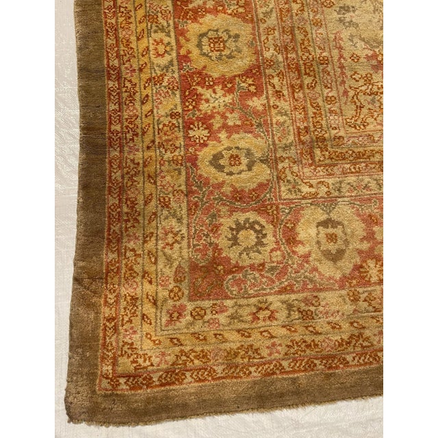 Antique Indian Rugs – Not all the rugs that were woven in India are easy to categorize. That is why we created this...