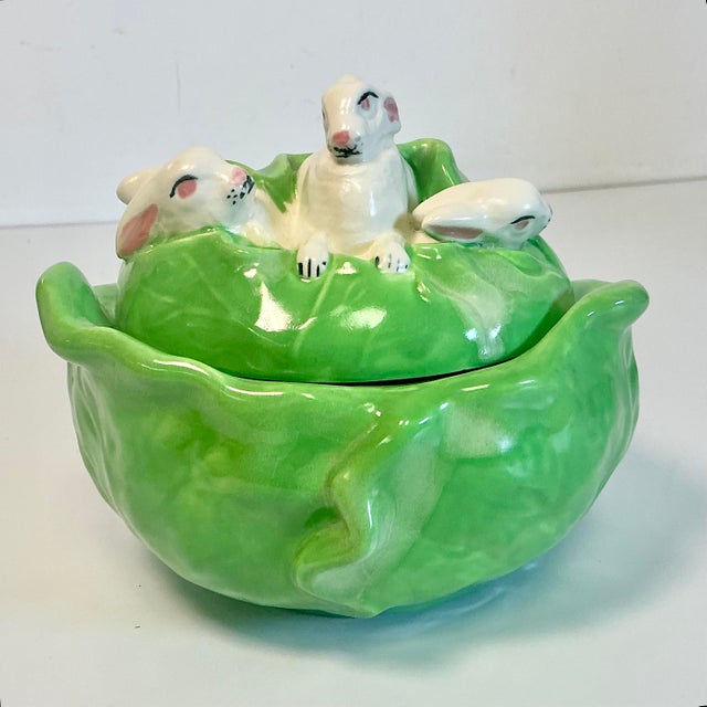 1970s Vintage Hollywood Regency Americana Folk Art Cabbage Tureen With Bunnies For Sale - Image 18 of 18