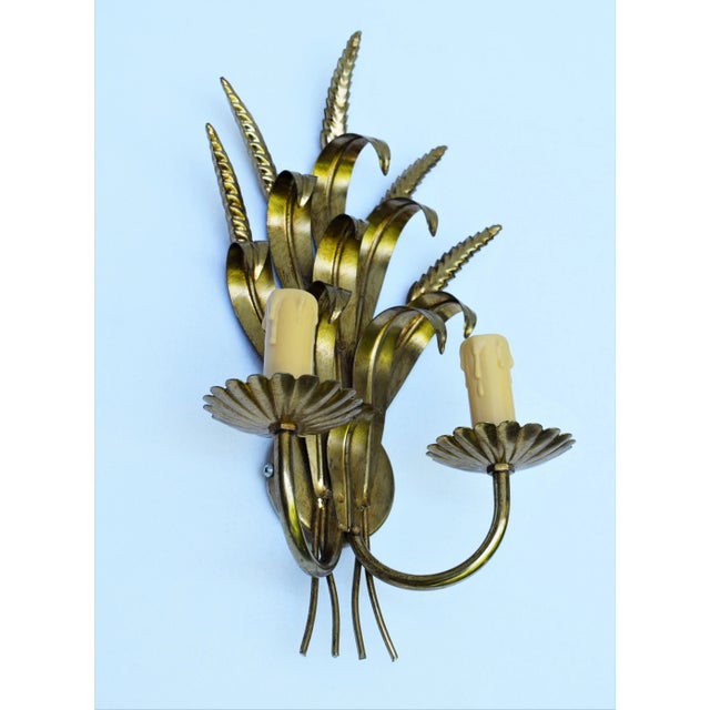 Wall lamp in brass. 2 versions E14 Up to 250V (Europe/UK Standard).The wiring of this item may be original and might need...