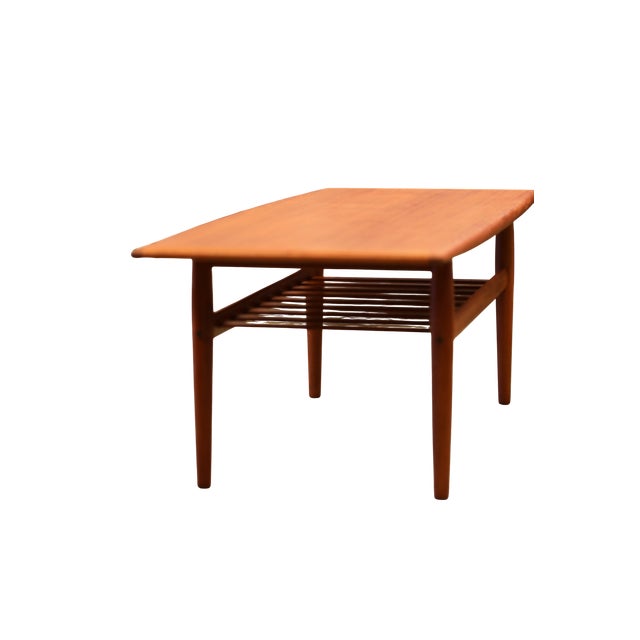 Vintage Coffee Table in Teak with Magazine Shelf and Chamfered Edge by Grete Jalk for Glostrup, 1960s For Sale - Image 11 of 18