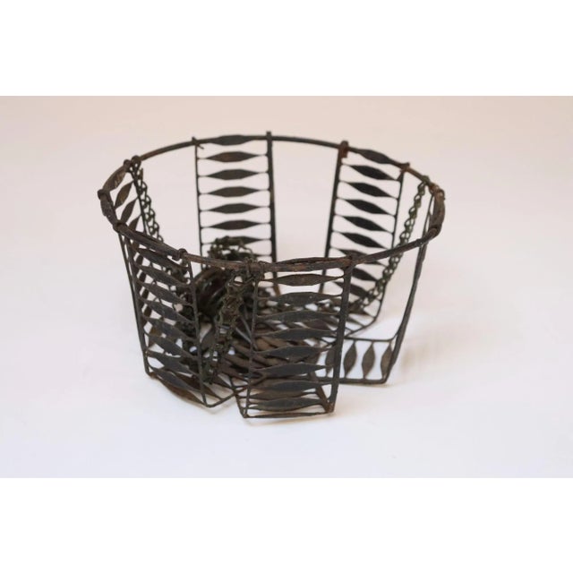 Antique American Primitive Hanging Wire Egg Basket / Planter For Sale In New York - Image 6 of 18
