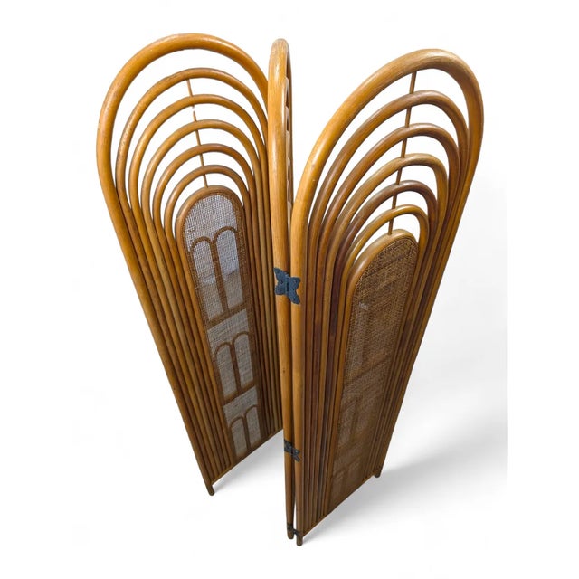 Bamboo wood room divider from the 80s. Excellent overall condition. Dimensions 160 x 138 x 3 cm (Height, width, depth)