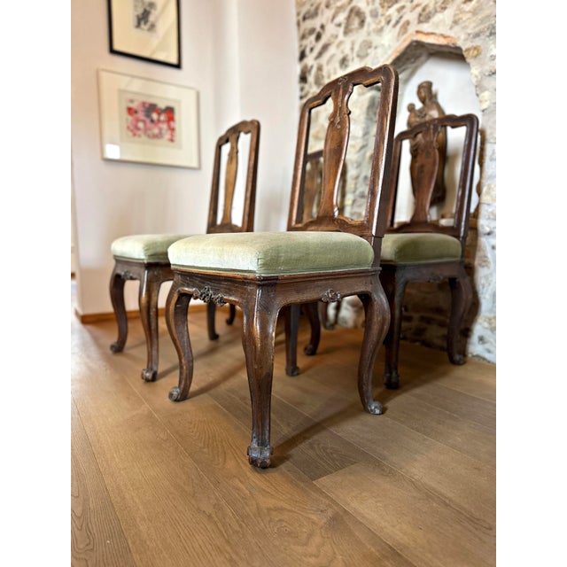 Original Antique Baroque Chairs, Walnut, Circa 1760, Set of 4 For Sale - Image 14 of 15
