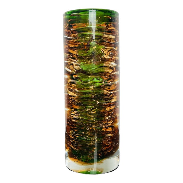 Model 6823 Uranium Art Glass Whirlpool Vase by František Vízner for Škrdlovice, Czechoslovakia, 1960s For Sale