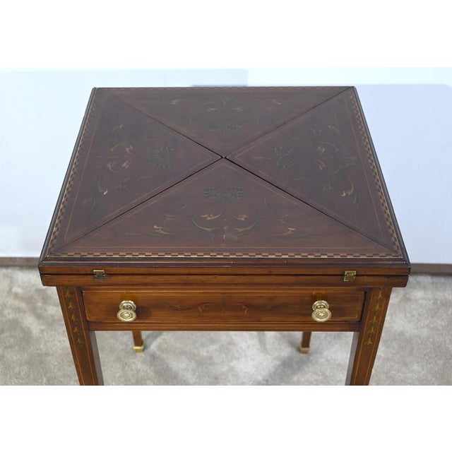 1920s Molden Mahogany Handkerchief Table, 1920s For Sale - Image 5 of 18