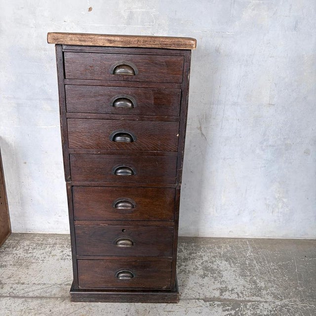 Bankers Chest of Drawers in Oak, 1900s For Sale - Image 11 of 14