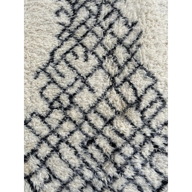 NONE CUSTOM FEES (Due to Vintage Item) This soft Beni Ourain rug is a pure beauty. Made from one of the best quality wool...