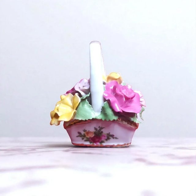 English Royal Albert England Bone China Musical Basket of Roses 1962 For Sale - Image 3 of 5