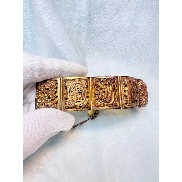 Gold Vintage Mid‑Century Chinese Solid Cast Brass Fú‑Lù‑Shòu Blessings Bracelet For Sale - Image 8 of 13
