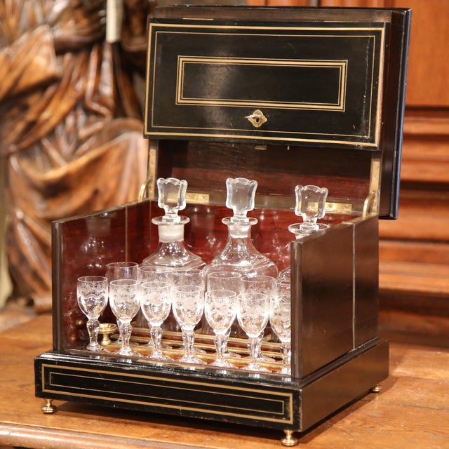 19th Century French Napoleon III Mahogany and Bronze Inlay Liquor Box For Sale - Image 4 of 7