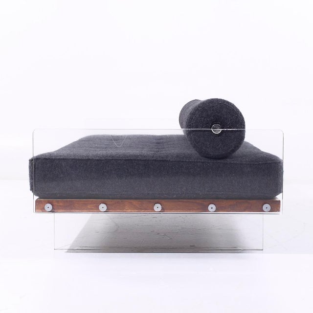 Mid 20th Century Vladimir Kagan for Holly Hunt Mid Century Lucite Roll Back Daybed Sofa For Sale - Image 5 of 10