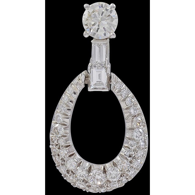 1950s 7 Ct Diamond Drop Cocktail Earrings Platinum with 2 Ct Solitaire Diamond For Sale - Image 18 of 18