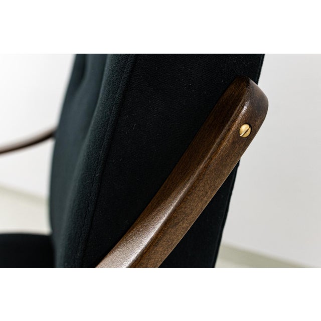 Vintage Armchair by Jaroslav Šmídek for Ton, Czechoslovakia, 1960s For Sale - Image 4 of 14