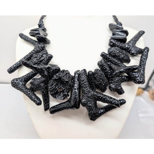 1980s Vintage Signed Ugo Correani Italy Faux-Black Coral Collar Necklace For Sale - Image 5 of 9