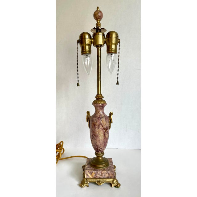 Early 20th C. Neoclassical Hollywood Regency Raspberry Marble & Brass Table Lamp For Sale - Image 9 of 13