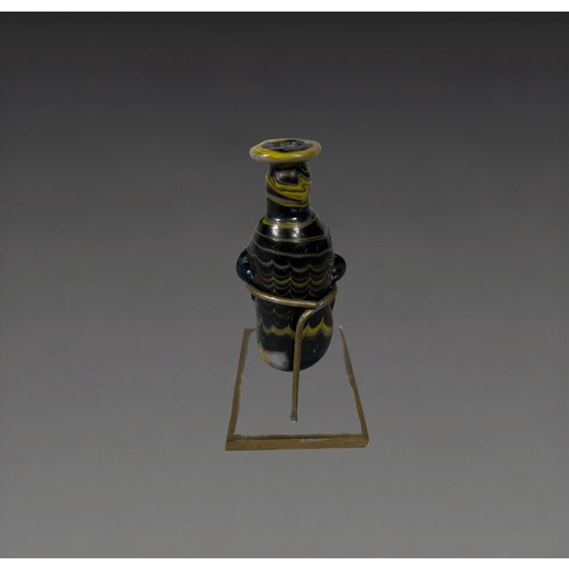 Amphorisque en Pate De Verre Grece Phenicie 2eme-1er Siecle Av. j.c. For Sale - Image 4 of 4