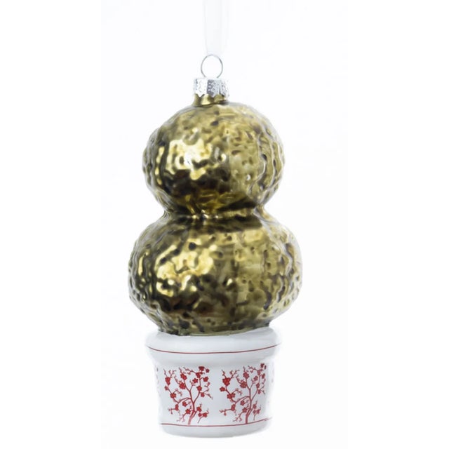 Item is in-stock and ready to ship in time for the holiday (shipping takes 3-5 business days)! Dress up your holiday décor...