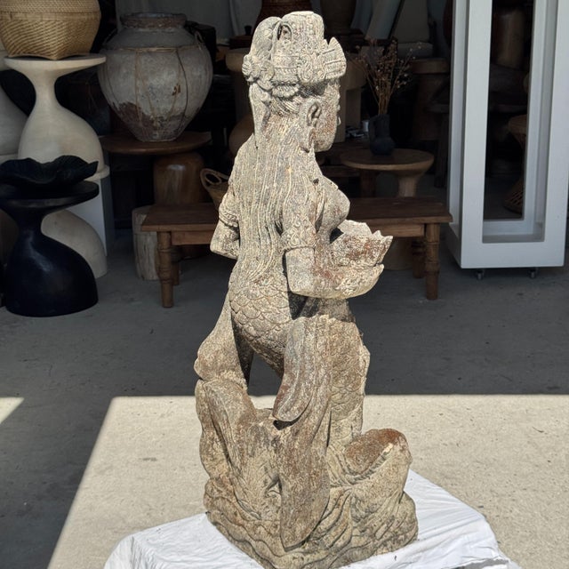 Unknown, Indonesian Shell Goddess Sculpture in Volcanic Limestone, 1980s, Stone For Sale - Image 4 of 11