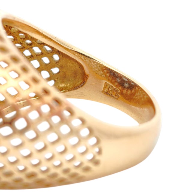 Vintage 18k Oval Sapphire and Diamond Cluster Ring, Size 7 For Sale - Image 11 of 13