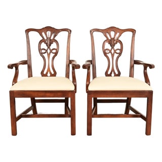 Henredon Georgian Carved Mahogany Armchairs, Pair For Sale