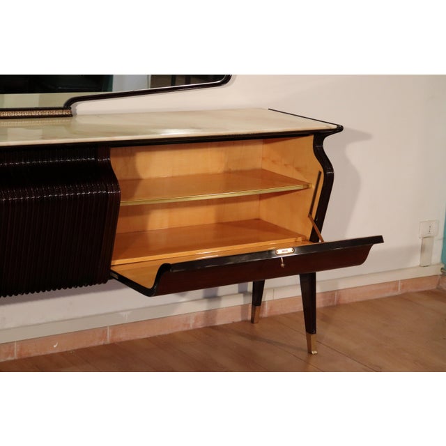 1950s Mid-Century Credenza in Mahogany, Rosewood and Onyx by Osvaldo Borsani, Italy, 1950s For Sale - Image 5 of 18