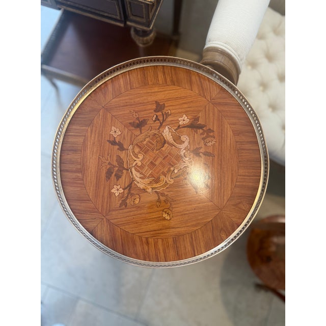 Late 19th Century French Marquetry Inlay Side Table With Brass For Sale - Image 4 of 15