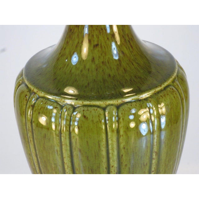 Metal 1960s Table Lamp, Porcelain Neoclassical Urn, Olive Green, Hollywood Regency, Gold Tone Finish For Sale - Image 7 of 12