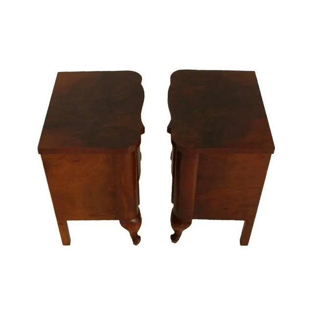 Art Deco Set with Walnut & Burl Dresser & Nightstands by Gaetano Borsani, Set of 3 For Sale - Image 3 of 7