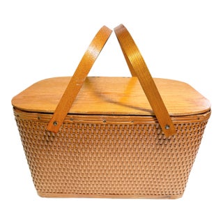 Vintage 1950s Classic Americana Redmon Woven Picnic Basket For Sale