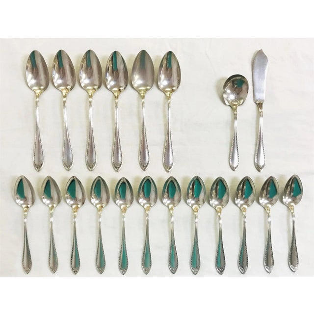 Traditional Antique 'Community Silver Triple Plus' Spoon Set- Set of 20 For Sale - Image 3 of 12