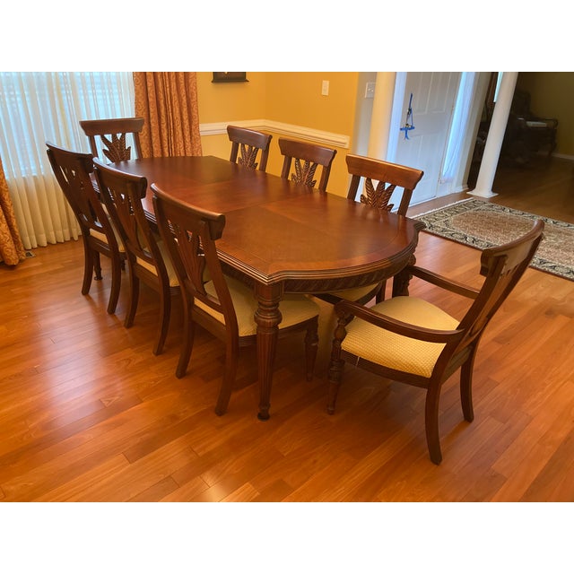 Thomasville Hemingway Collection Dining Table & 8 Chairs Chairish
