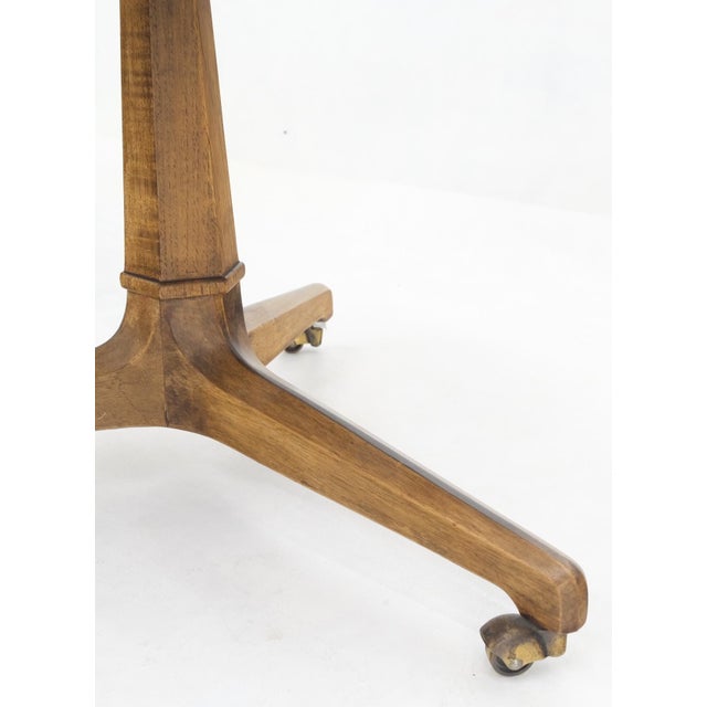 Brown Pair Triangular Shape Marble Tops End Side Stands Lamp Tables Tomlinson Mint! For Sale - Image 8 of 15