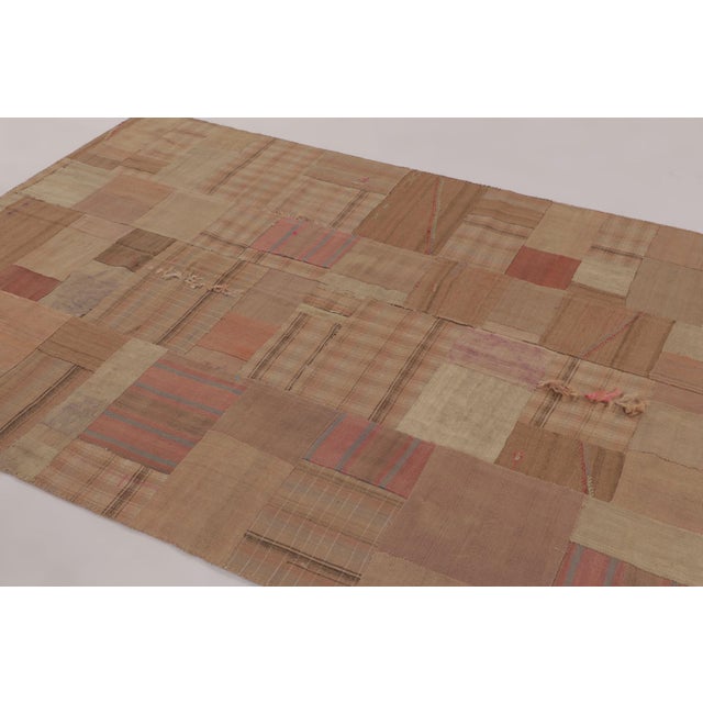 This 6x8 vintage rug is a compelling new addition to Rug & Kilim’s Turkish collection, a masterpiece of mid-century...