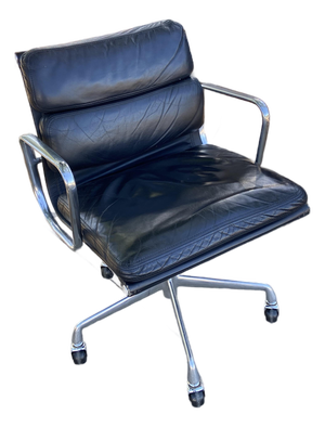 Authentic Herman Miller Eames Soft Pad Management Office Chair Black Leather