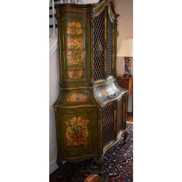 Rococo 18th Century Venetian Rococo Painted and Decorated Cabinet For Sale - Image 3 of 6