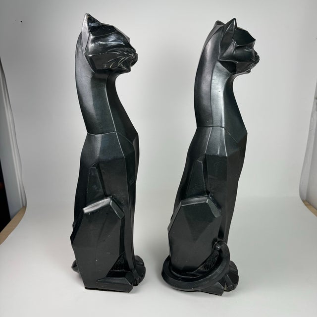 Vintage Mid Century Modern Cubist Cat Sculptures Modernist Art Decor – Hollywood Regency Abstract Cat Pair For Sale - Image 10 of 12