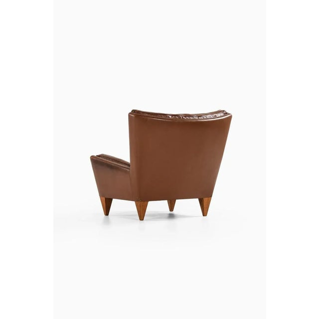 Model V11 Chair by Illum Wikkelsø for Holger Christiansen, Denmark For Sale - Image 9 of 12