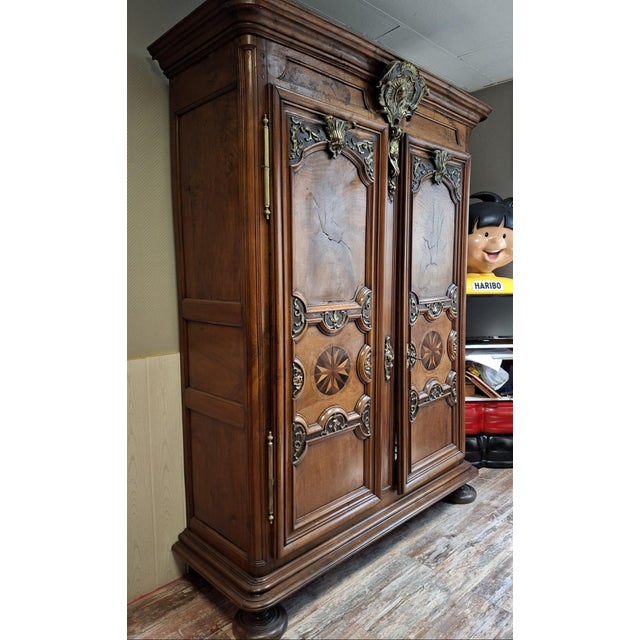 Wood Louis XIV Walnut Wardrobe, 18th Century For Sale - Image 7 of 10