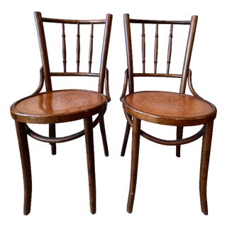 Pair of Early 20th Century Thonet Bentwood Cafe Chairs For Sale