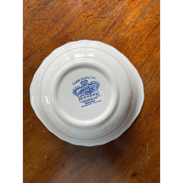 1950s Grindley English Country Inns Serving Bowl Staffordshire England For Sale - Image 9 of 9