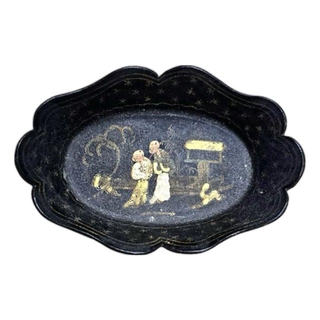 Antique Petite Chinoiserie Hand Painted Scalloped Lacquered Papier-Mâché / Japaned Vide Poche / Valet / Trinket Dish / Gaming Card / Pin Tray For Sale