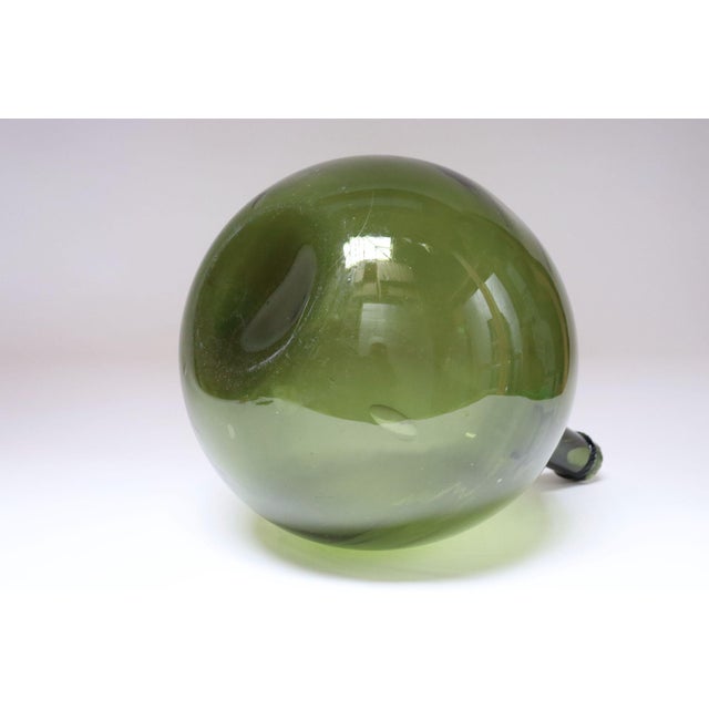 Early 20th Century Vintage Italian Green Blown Glass Bulbous Form Demijohn Carboy For Sale - Image 5 of 18