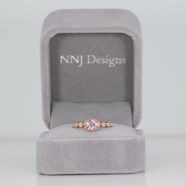 Modern Aaa Cor De Rosa Morganite Ring With Earth-Mined Diamonds: Solid 14k Gold - 0.66 Carat For Sale - Image 3 of 9