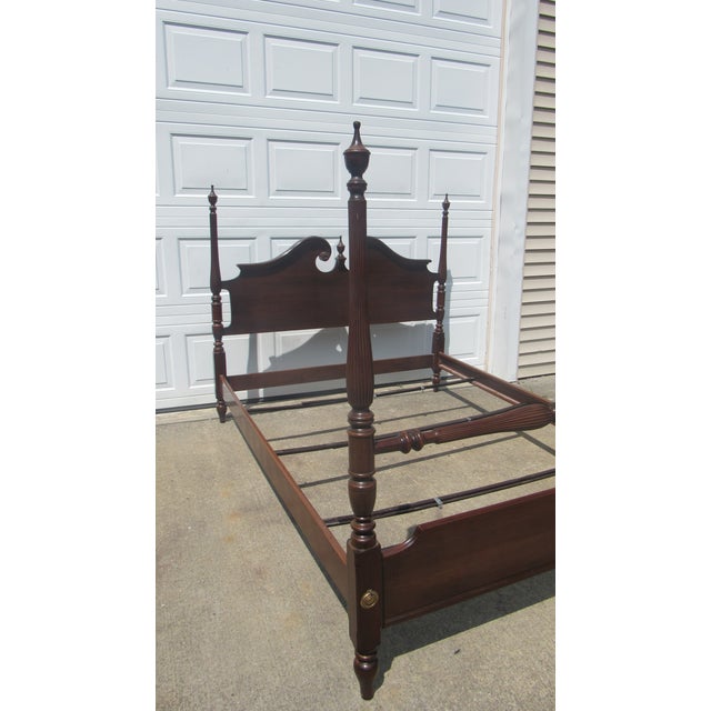 Ethan Allen 1980s Ethan Allen Georgian Court Cherry Queen Bed Poster Designer For Sale - Image 4 of 8