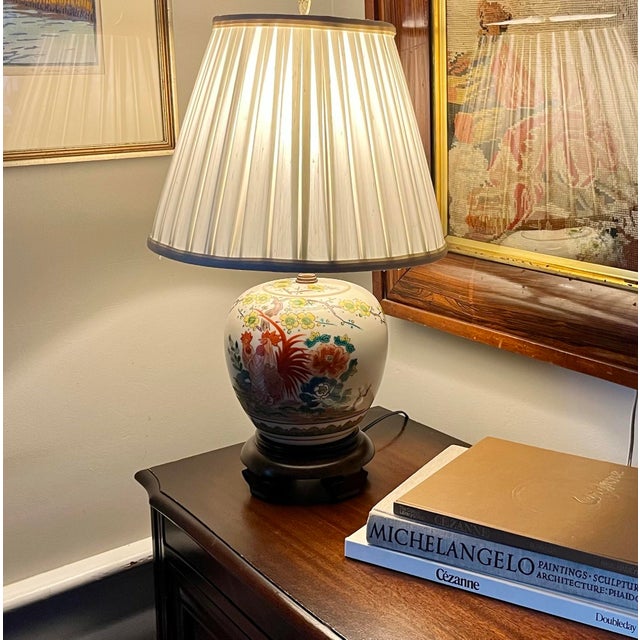 Wood Wildwood Plum Jar Table Lamp, Red Roosters and Floral Chinese Design For Sale - Image 7 of 8