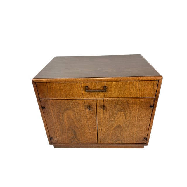 1970s 1970s Founders Jack Cartwright Inspired Walnut Nightstands, 2 Pieces For Sale - Image 5 of 6
