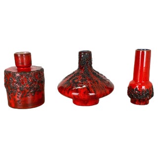 German Studio Pottery Vase Objects in Red Black Ceramic from Otto Keramik, 1970, Set of 3 For Sale