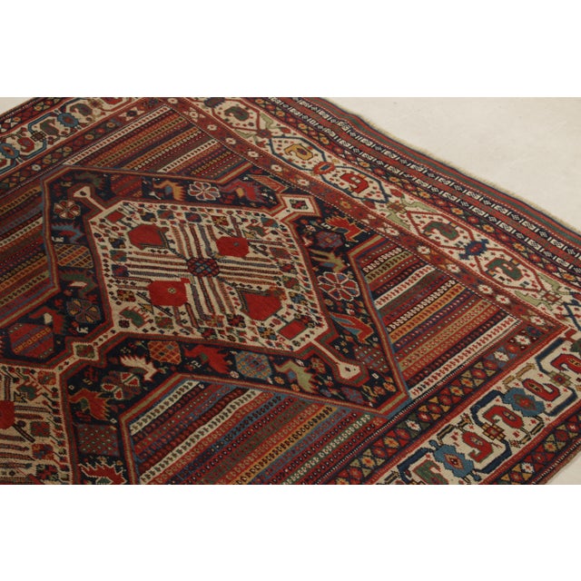 1920s Hand-Knotted Antique Persian Qashqai Rug in Red, Beige-Brown Medallion Pattern For Sale - Image 5 of 9