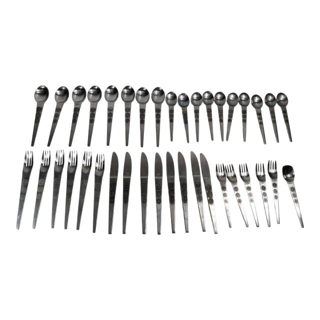 Mid-Century Modernist 38 Piece Stainless Steel Flatware Set in San Moritz for National For Sale